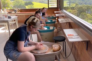 Pottery experience for groups in Berry